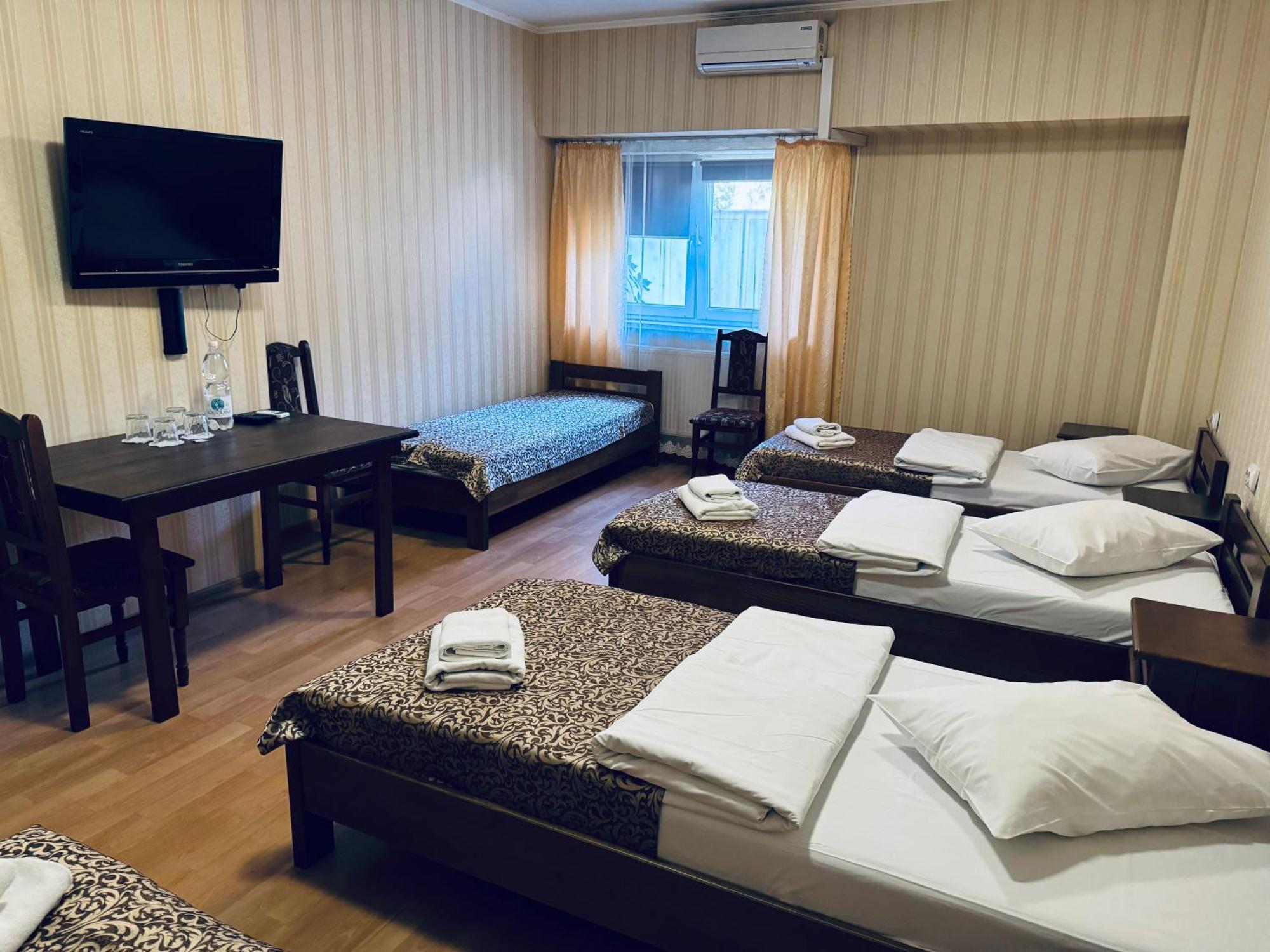 Etna Hotel Lviv Luaran gambar