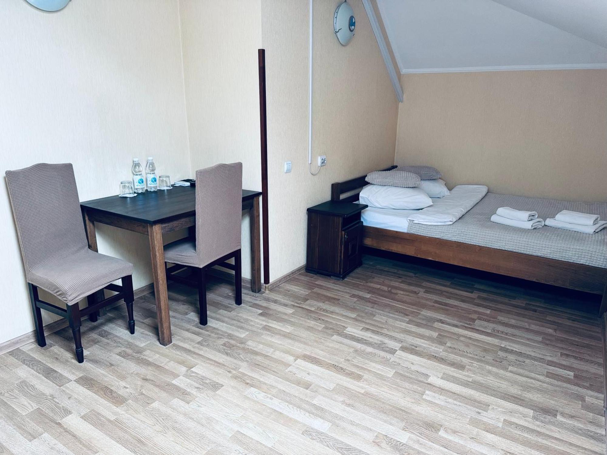 Etna Hotel Lviv Luaran gambar